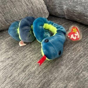 Beanie babies original 1997 hissy snake